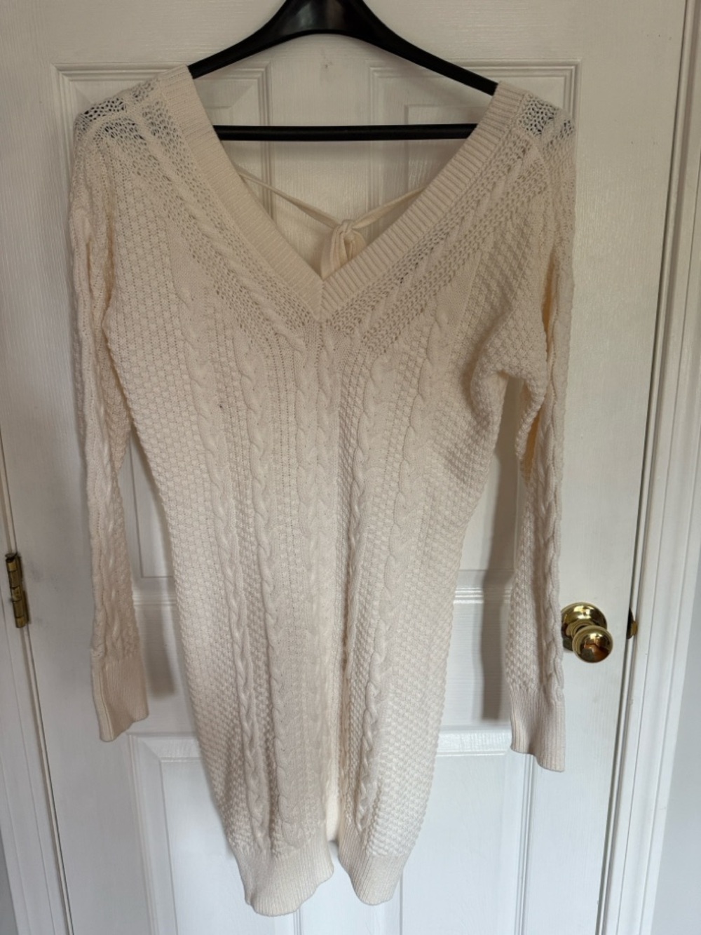 Abercrombie & Fitch Cream V-Neck Cable Knit Sweater Dress